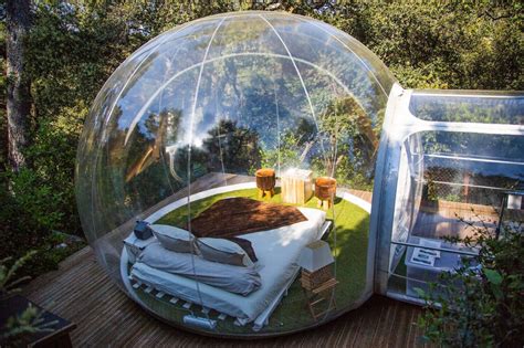 Sleep in a bubble or a cabin .